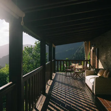 Meteora Mountain Stonehouse With Private Garden ヴィラ